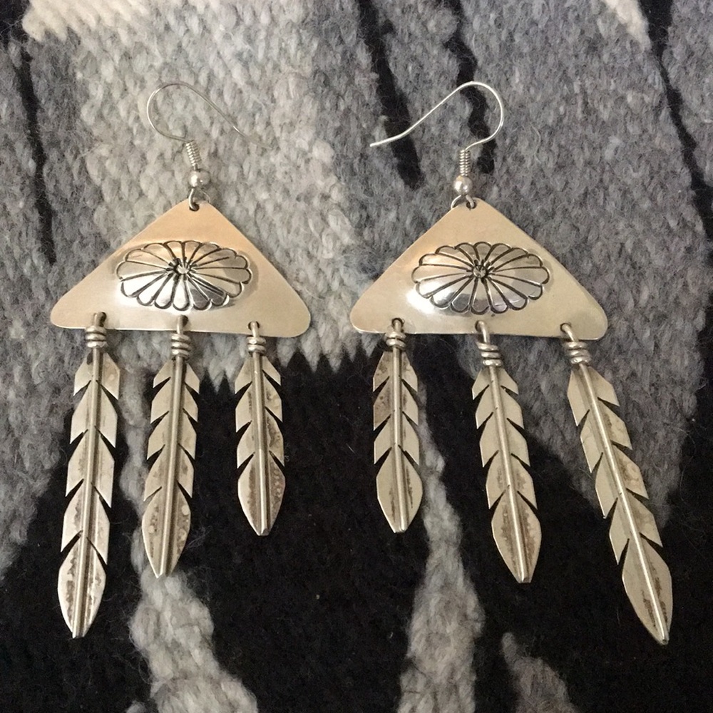 😊 Silver earrings